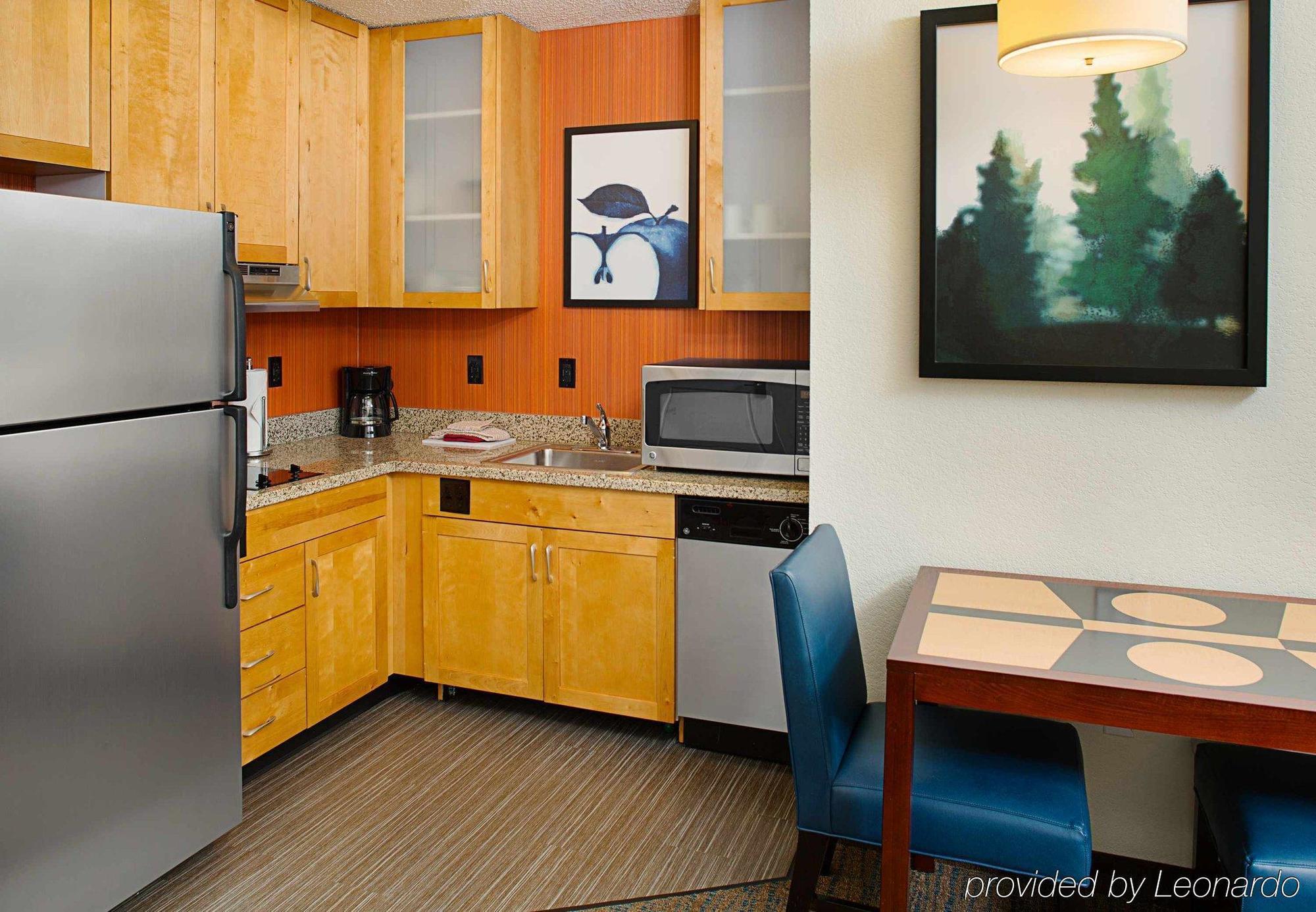 Residence Inn Seattle Bellevue Downtown Exterior photo